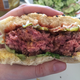 Illustration for article titled Juicy Lucy hamburger, 60 °C, 2 óra